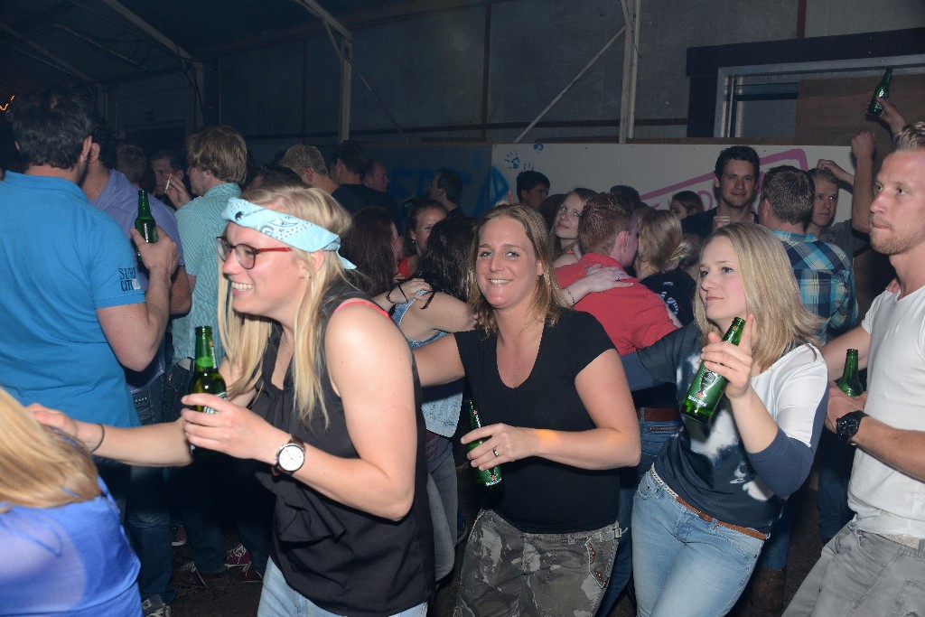 ../Images/Feest zonder naam 2015 093.jpg
